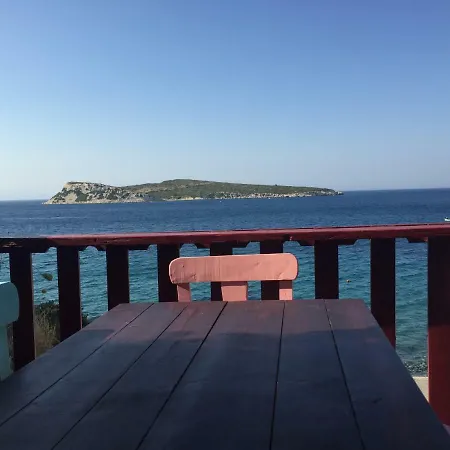 Hayalbaz Bed & Breakfast