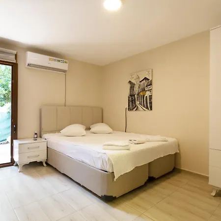 住宿加早餐酒店 Hayalbaz 3*