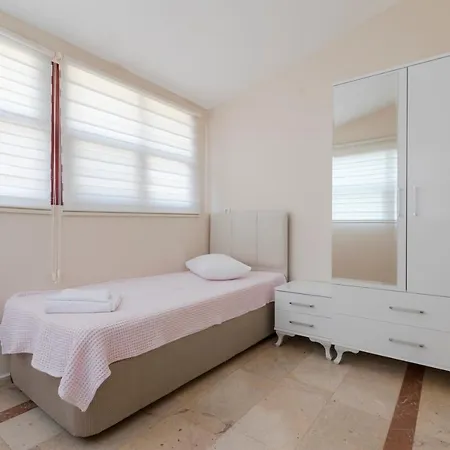 Hayalbaz İzmir
