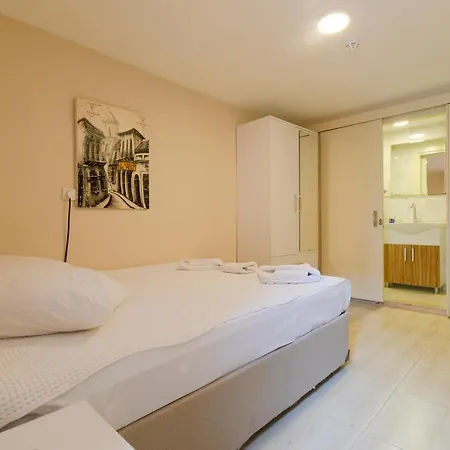 Frühstückspension Hayalbaz 3*